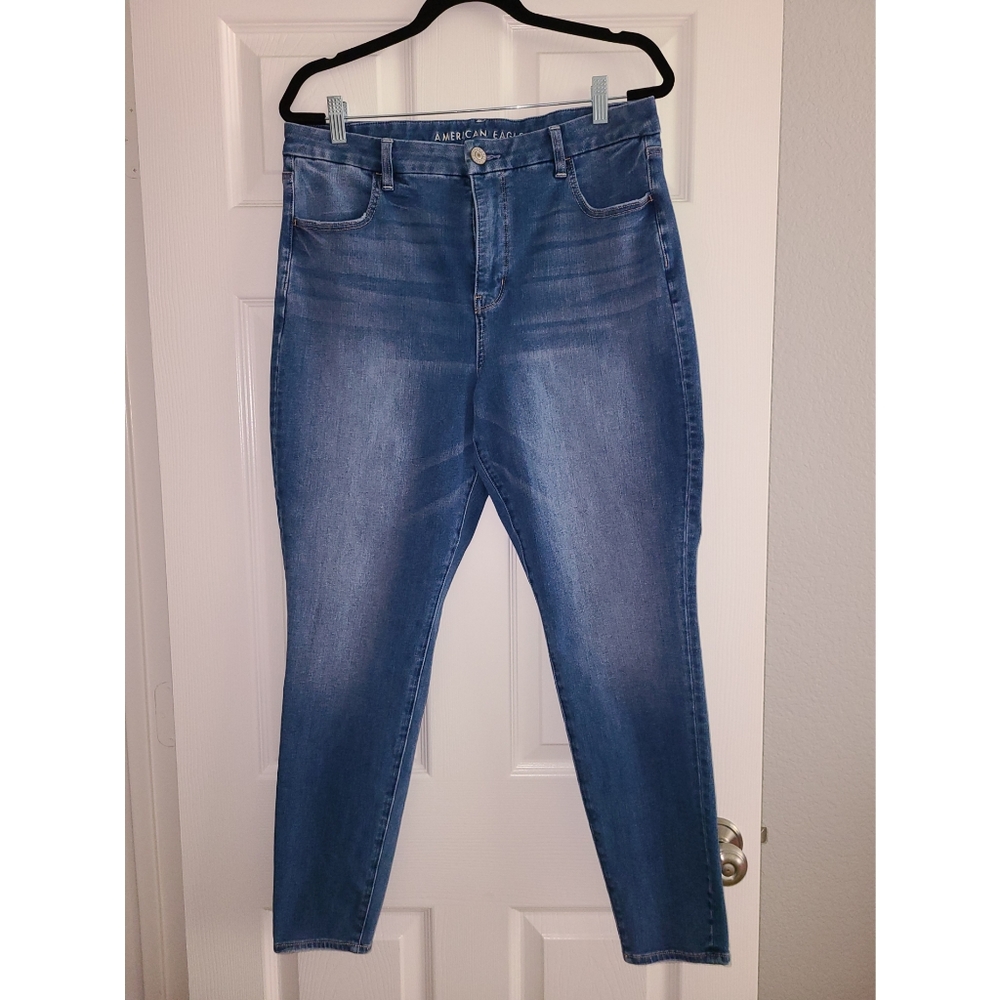 AE Dream Curvy High-Waisted Jegging